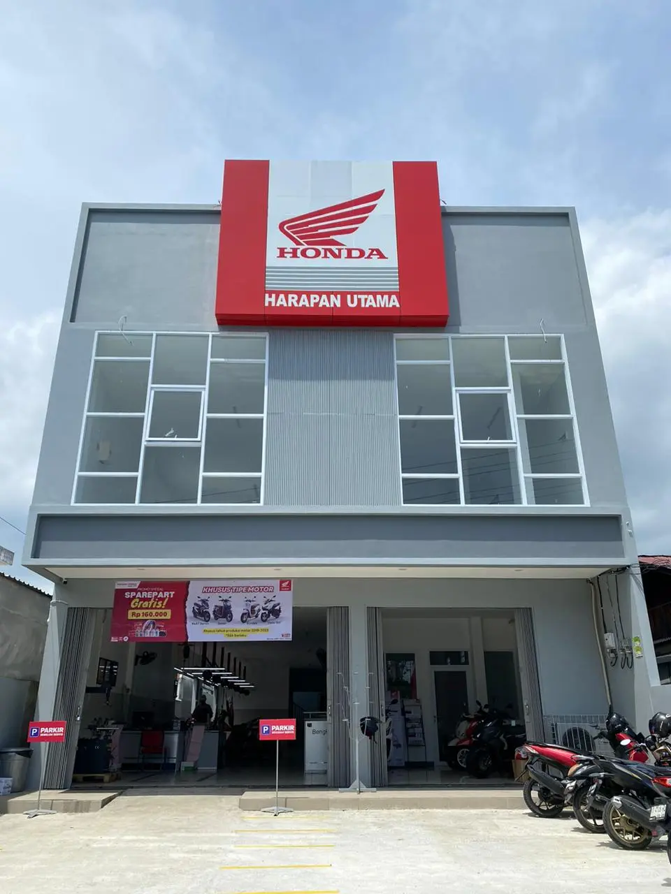 Showroom Honda Motor Sepinggan Balikpapan - Dealer Honda Motor